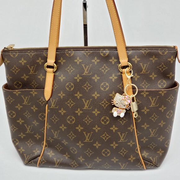 Authentic Louis Vuitton Lock & Key with unbranded Bagcharm, Keycharm, Keychain - Picture 2 of 6